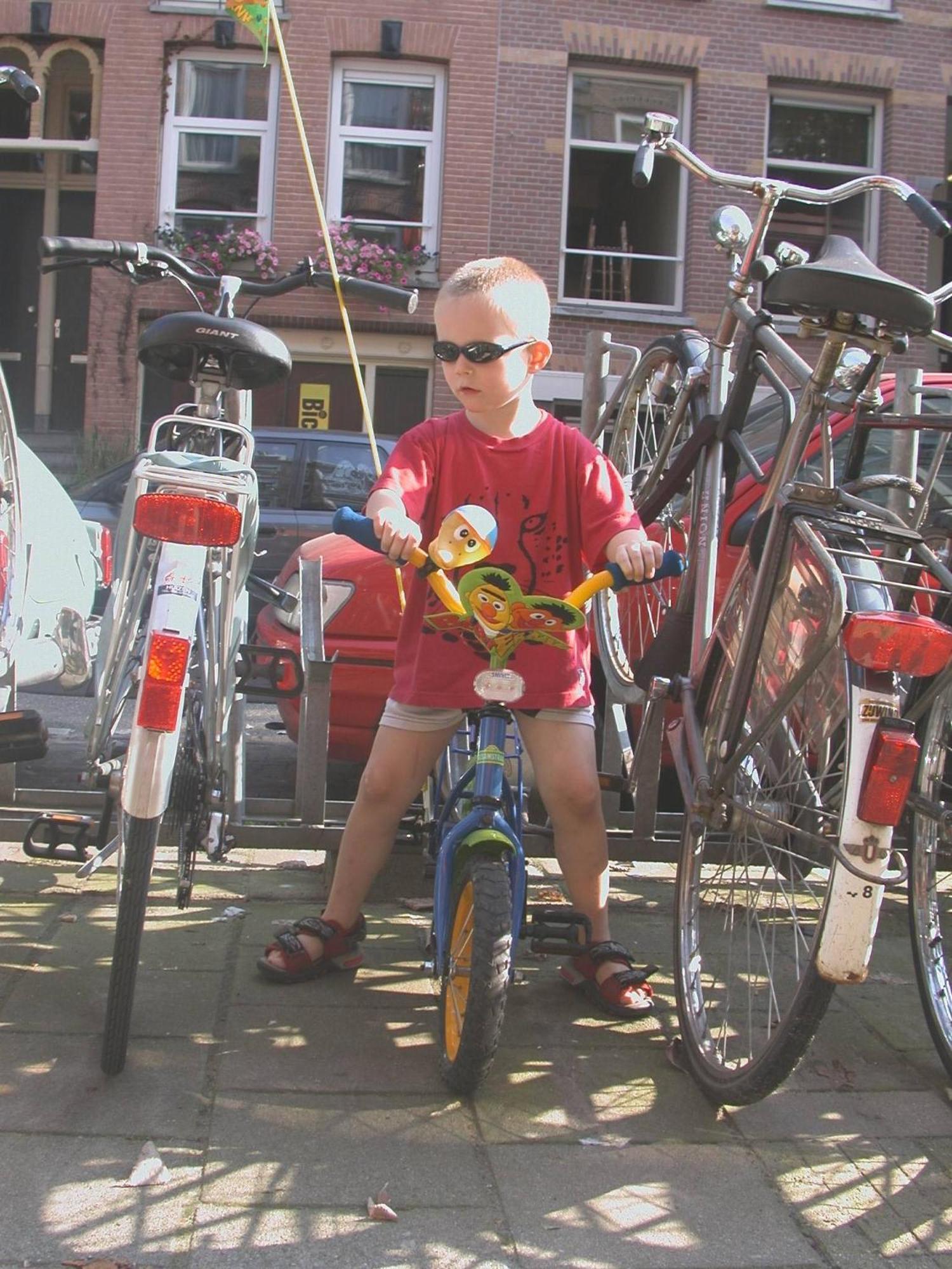 Bicycle Hotel Amsterdam Exterior photo